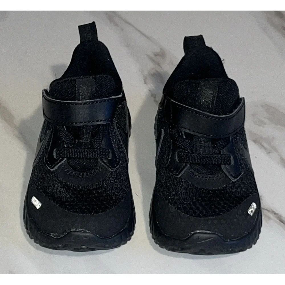 Nike Air Revolution 5 Toddler Shoes Size 5C Black Hook Loop BQ5673-001 Sneakers